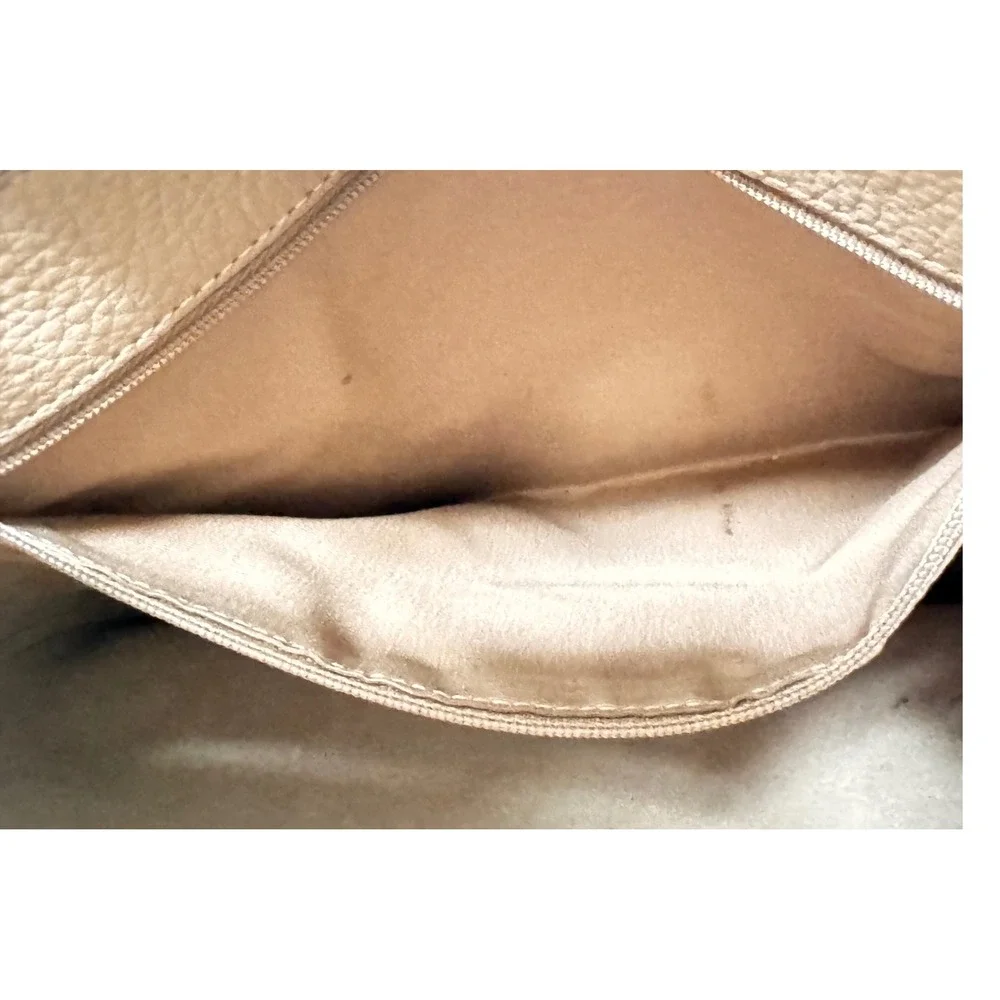 Coach Derby Tote Cream Pebbled Leather Shoulder Bag Silver‎ Hardware Medium